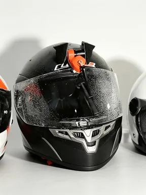 LIMPIA VISOR DE CASCO